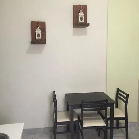 Happywish Syros Aparthotel 3*