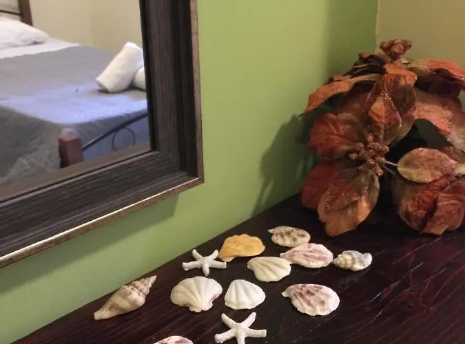 Happywish Syros Lägenhetshotell 3*