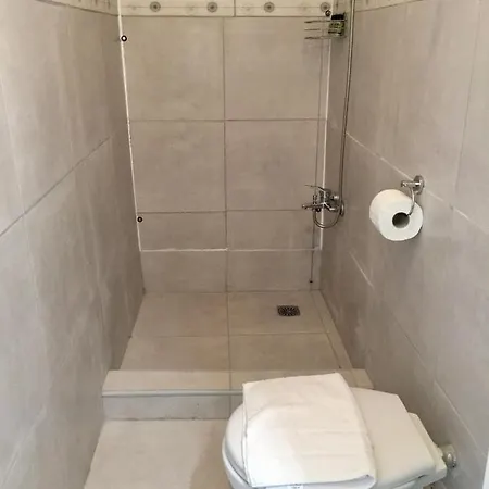 Happywish Syros 아파트호텔 3*