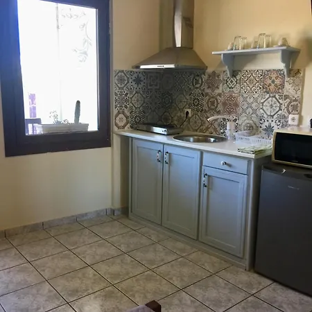 Happywish Syros Apart-hotel 3*