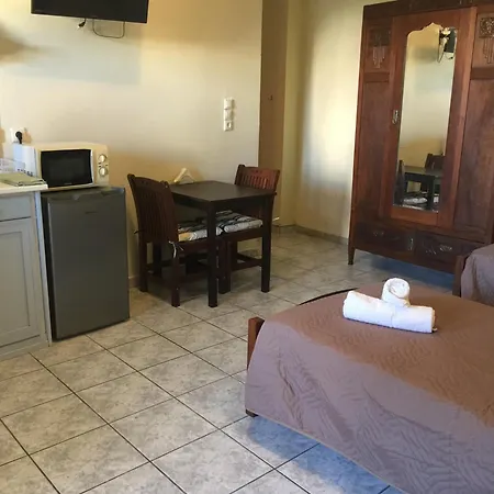 Apartmanhotel Happywish Syros 3*